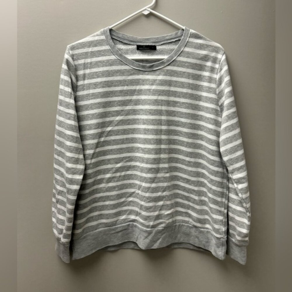 Noble Mount Women’s Grey and White Striped Crewneck